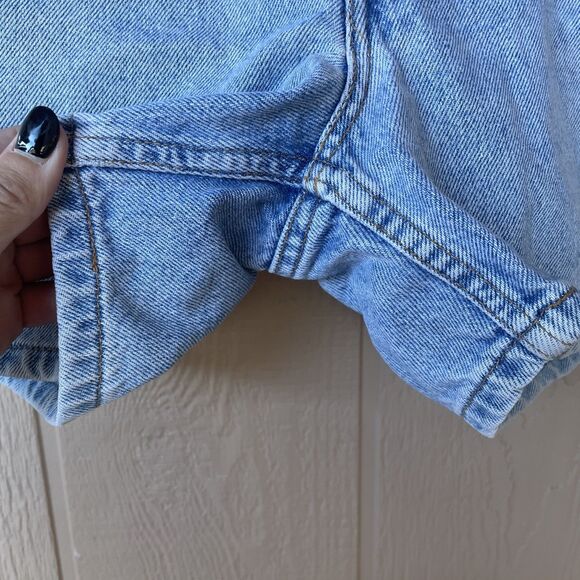 Levi's Women's Red Tab Light Wash Jean Shorts, Size 9 Jr, Vintage Early 90s - Picture 2 of 8